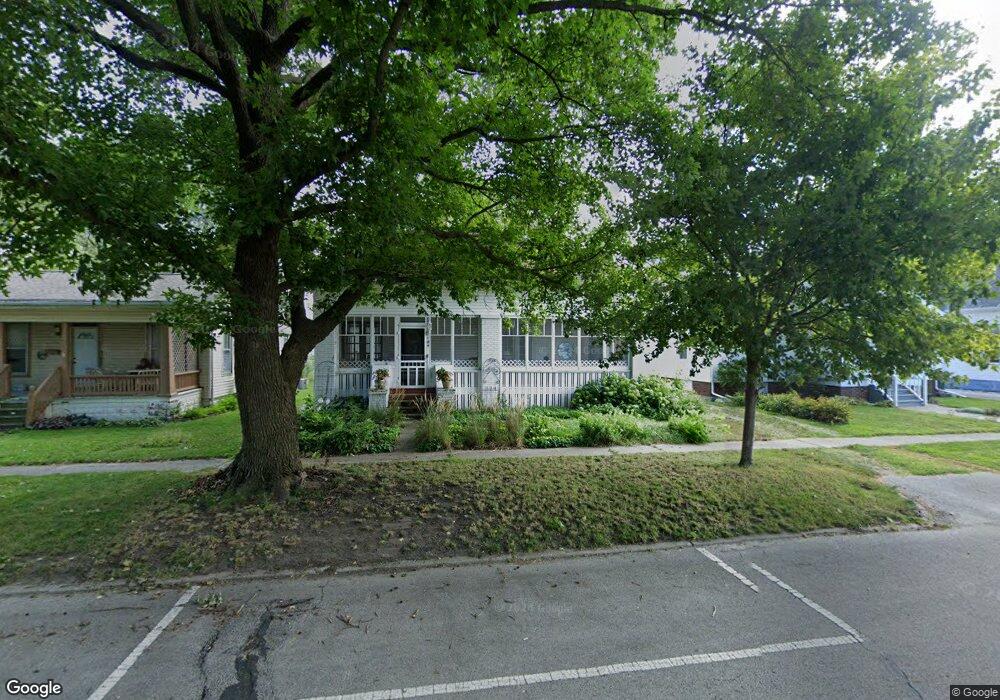 109 E Daggy St, Tuscola, IL 61953 - photo 1