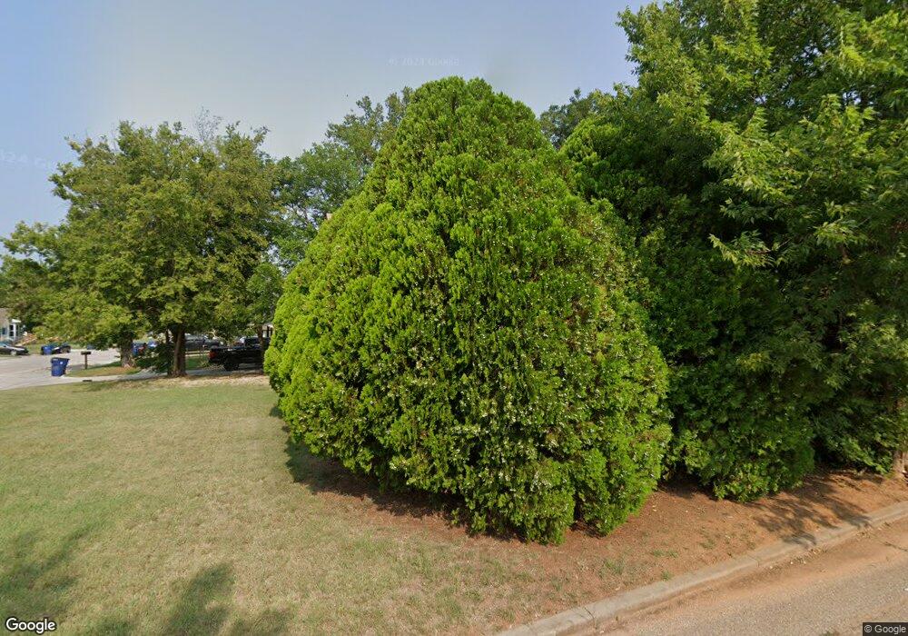 524 E Springer Ave, Guthrie, OK 73044 - photo 1