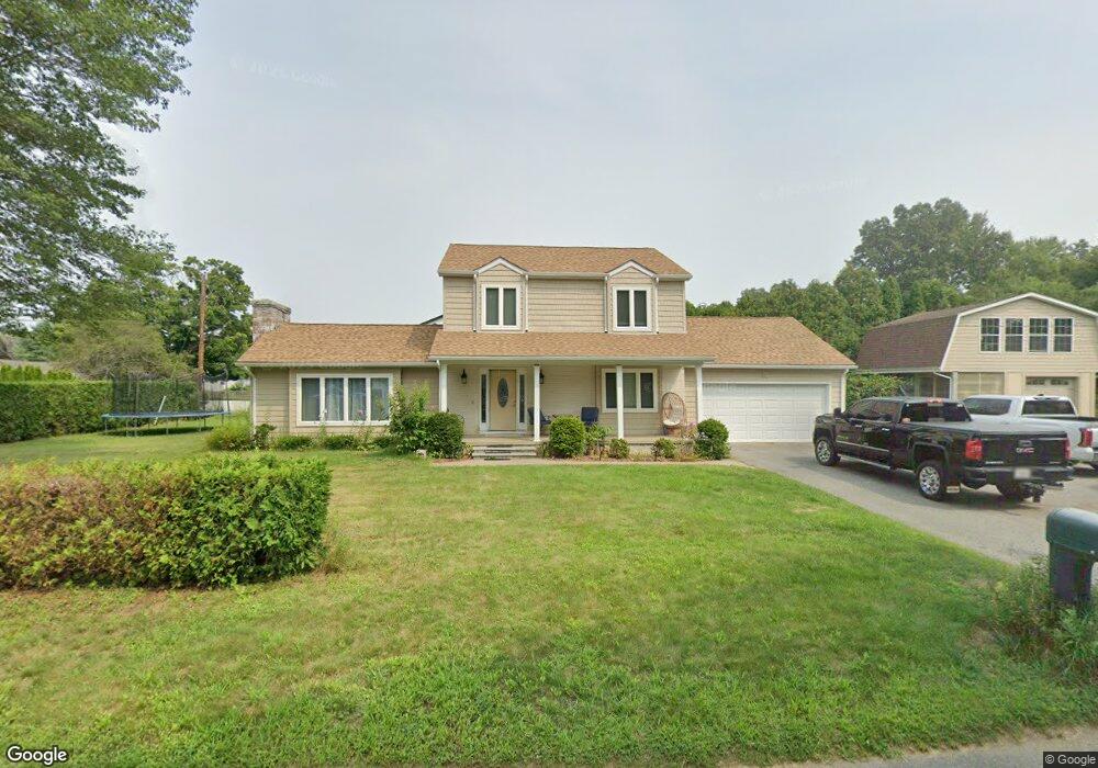 42 Charles St, Ludlow, MA 01056 - photo 1