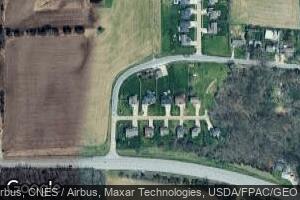 5636 Buckhorn Ln, Davenport, IA 52802