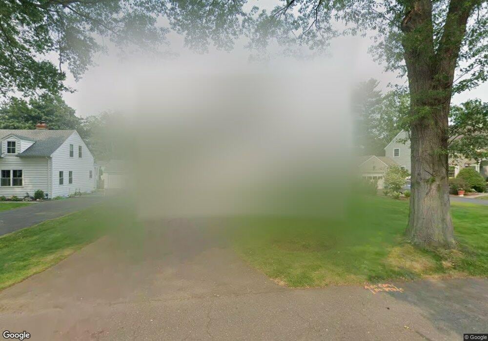 133 Lawrence Rd, Fairfield, CT 06824 - photo 1