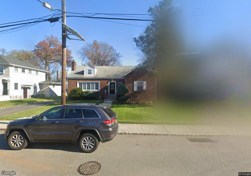 1122 Cumbermeade Rd, Fort Lee, NJ 07024 - photo 1