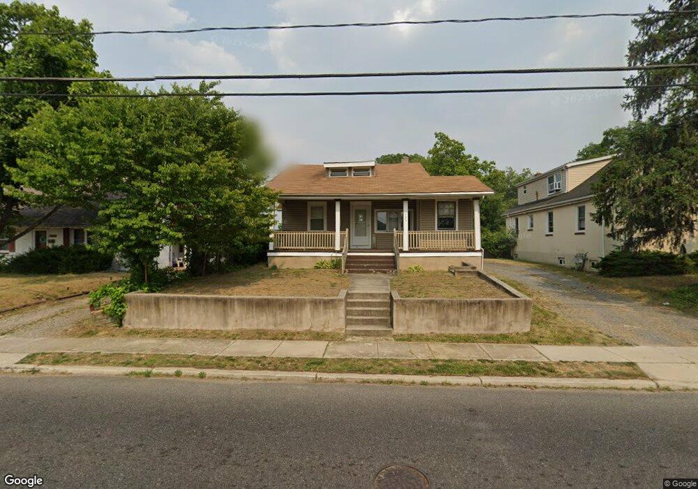 431 N Warwick Rd, Magnolia, NJ 08049 - photo 1