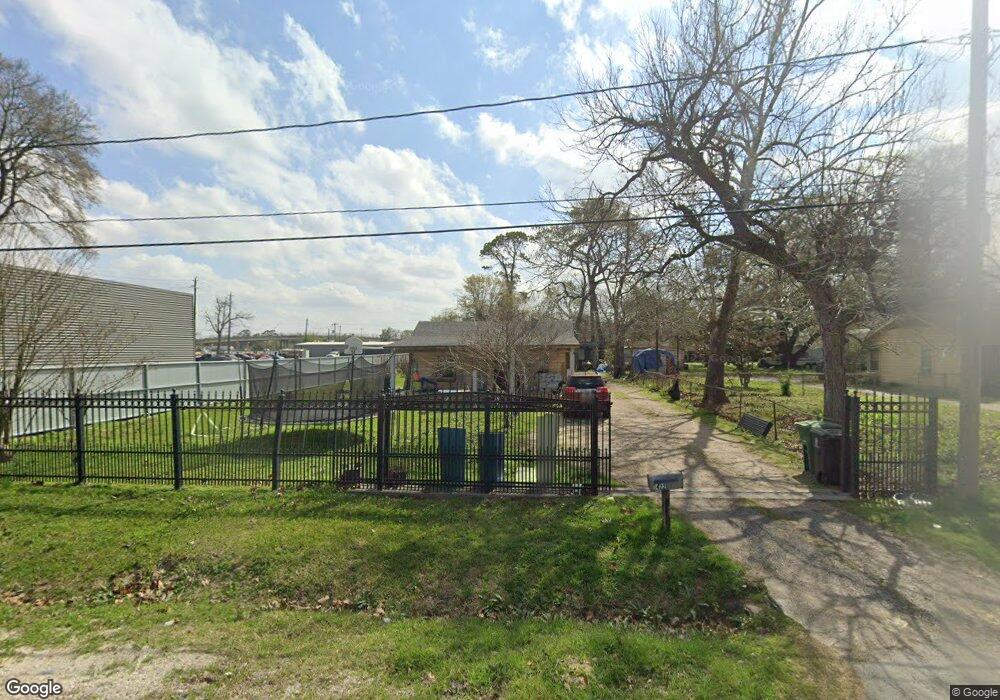1422 Knight St, Houston, TX 77022 - photo 1
