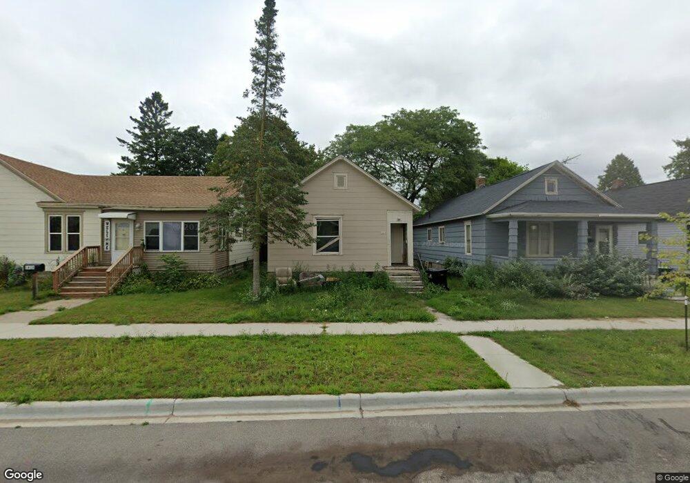 1610 15th Ave, Menominee, MI 49858 - photo 1