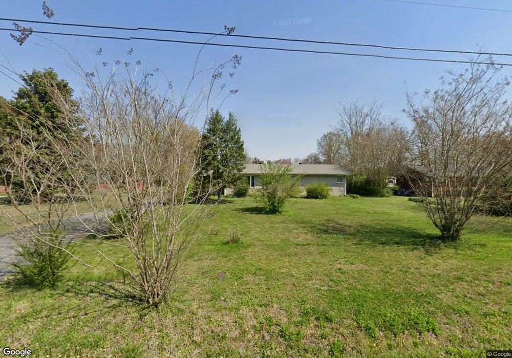 230 Rogers Dr, Manchester, TN 37355 - photo 1
