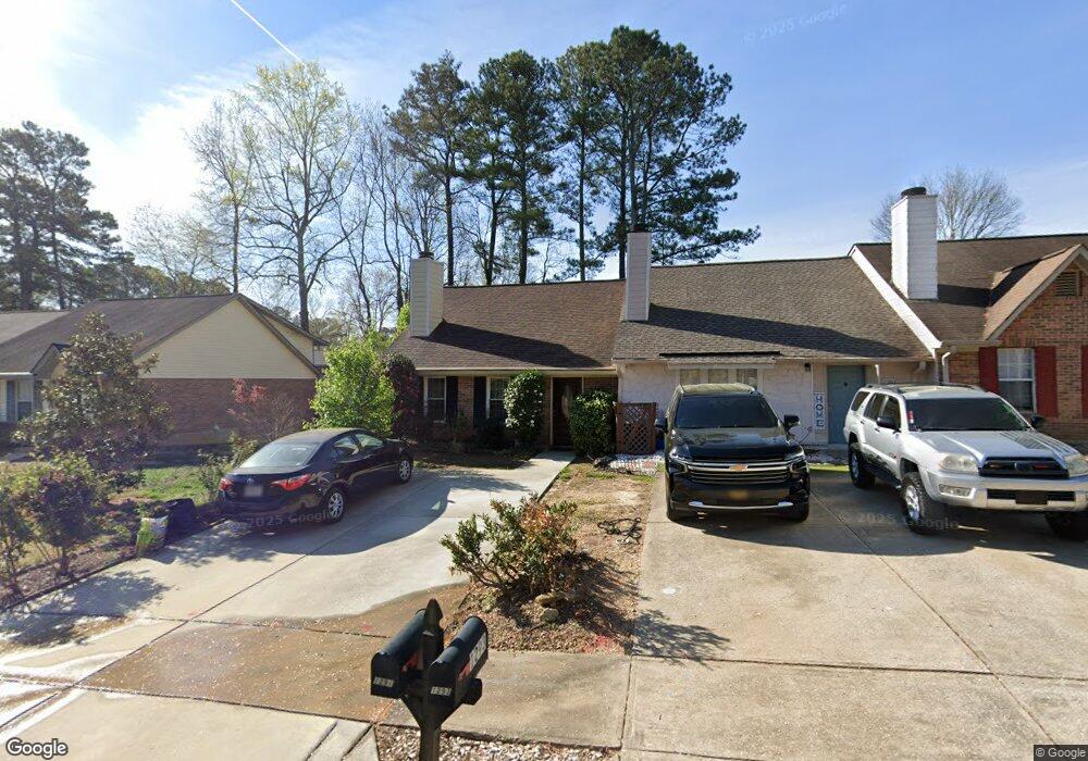 1291 Green Tee Dr SW, Marietta, GA 30008 - photo 1