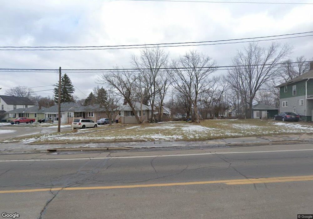 2230 Corunna Rd, Flint, MI 48503 - photo 1