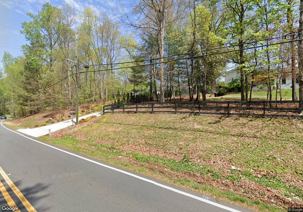 11245 Houze Rd, Roswell, GA 30076 - photo 1