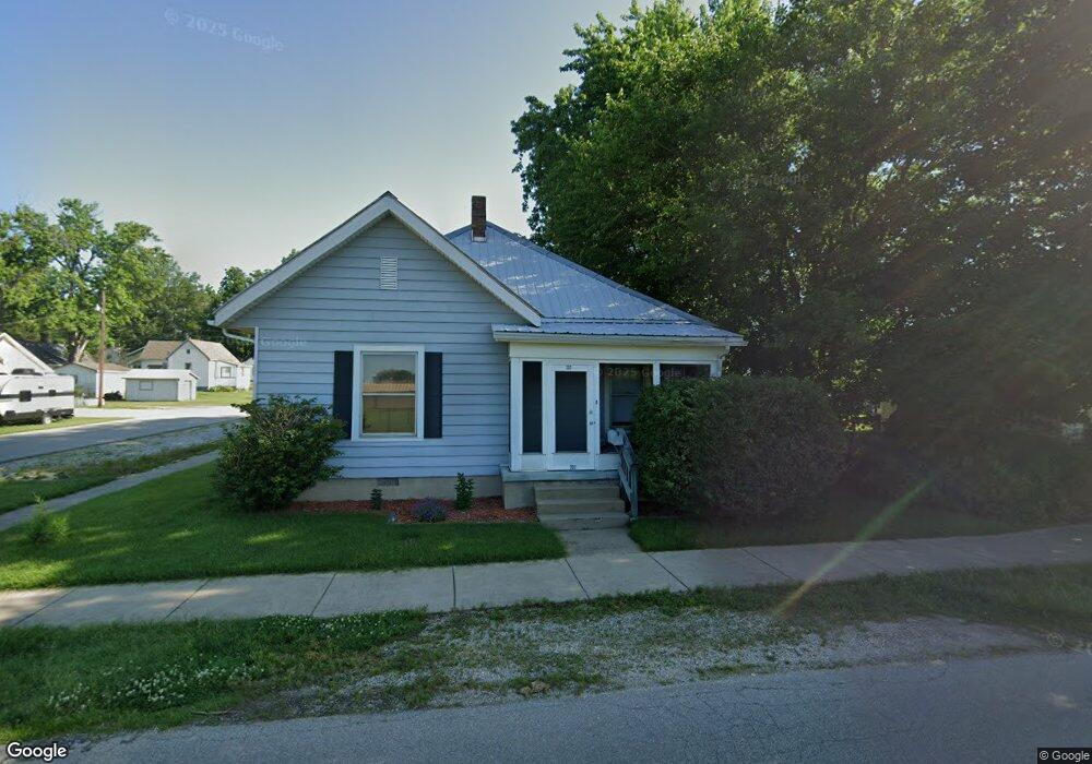 202 E Maple St, Washington, IN 47501 - photo 1