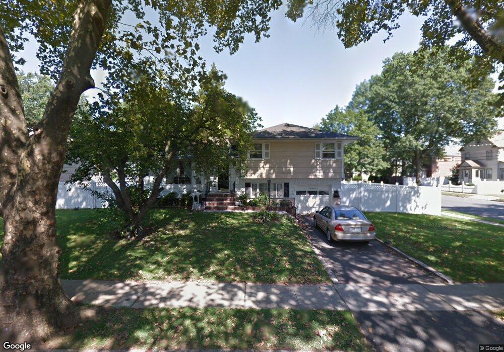 511 Hemlock St, Rahway, NJ 07065 - photo 1