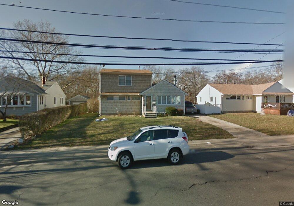 1638 Meadowbrook Rd, Merrick, NY 11566 - photo 1