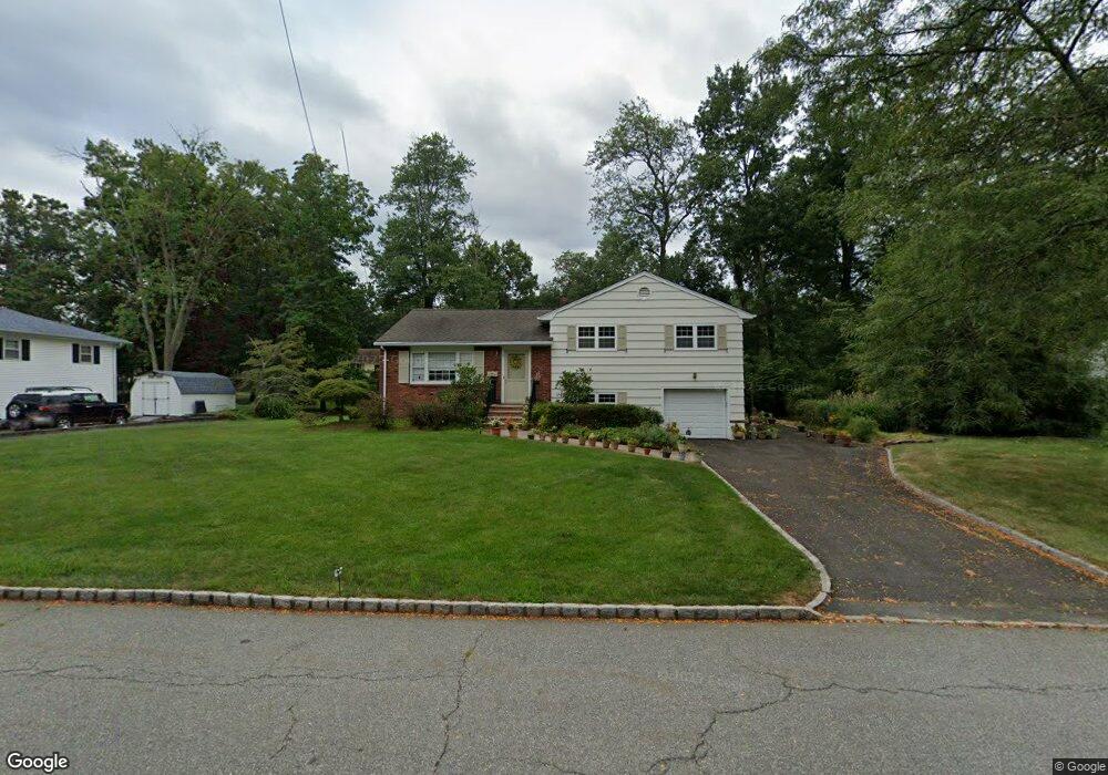 5 Kenneth Ct, Florham Park, NJ 07932 - photo 1