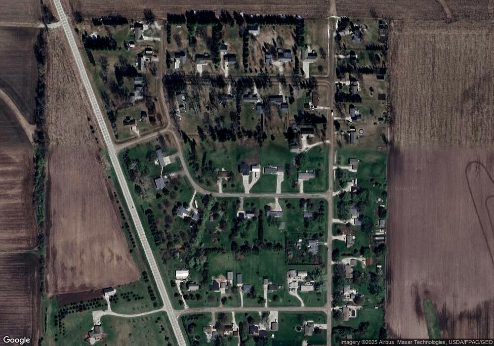 3917 Pikeview Dr, Center Point, IA 52213 - photo 1