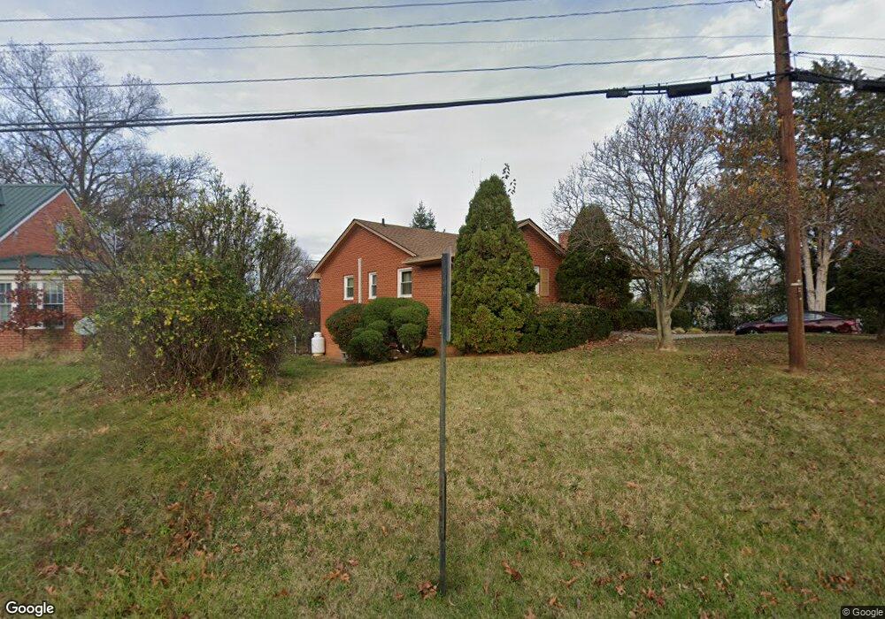 331 Kendrick Ln, Front Royal, VA 22630 - photo 1