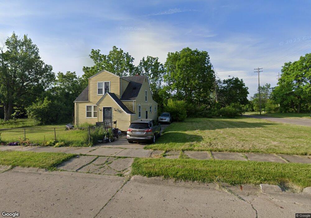 802 E Bundy Ave, Flint, MI 48505 - photo 1