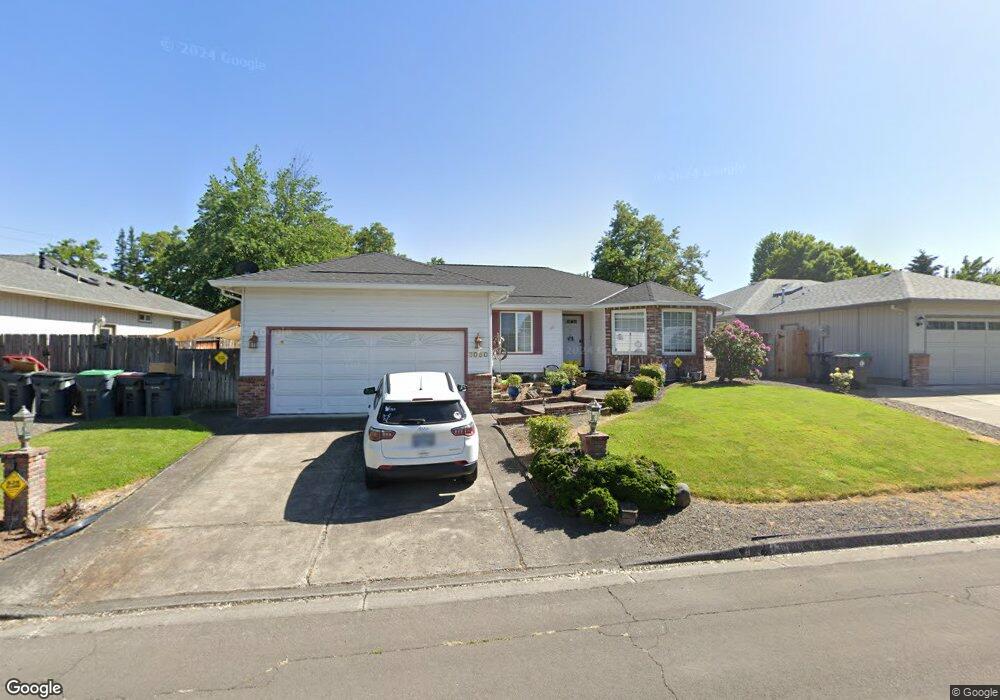 3080 Pineview Ct, Medford, OR 97504 - photo 1