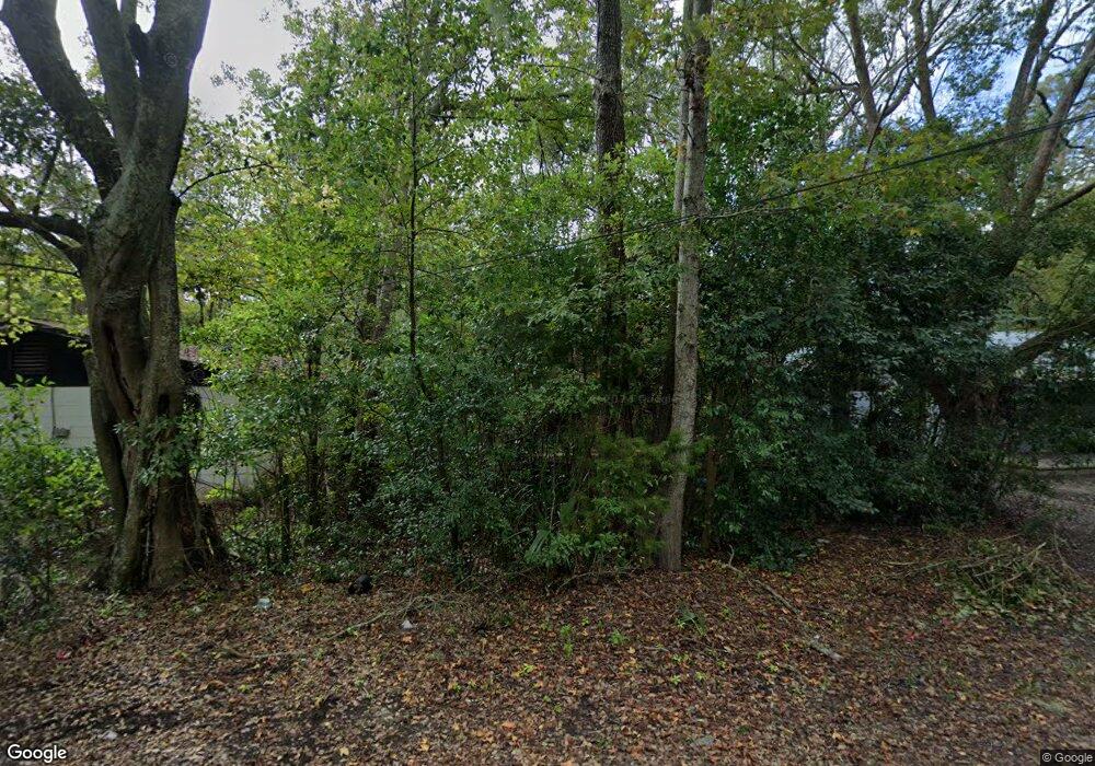 3503 Gordon St, Brunswick, GA 31520 - photo 1