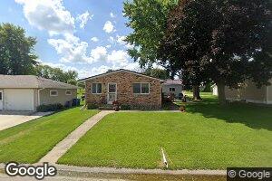 813 4th Ave SW, Cascade, IA 52033