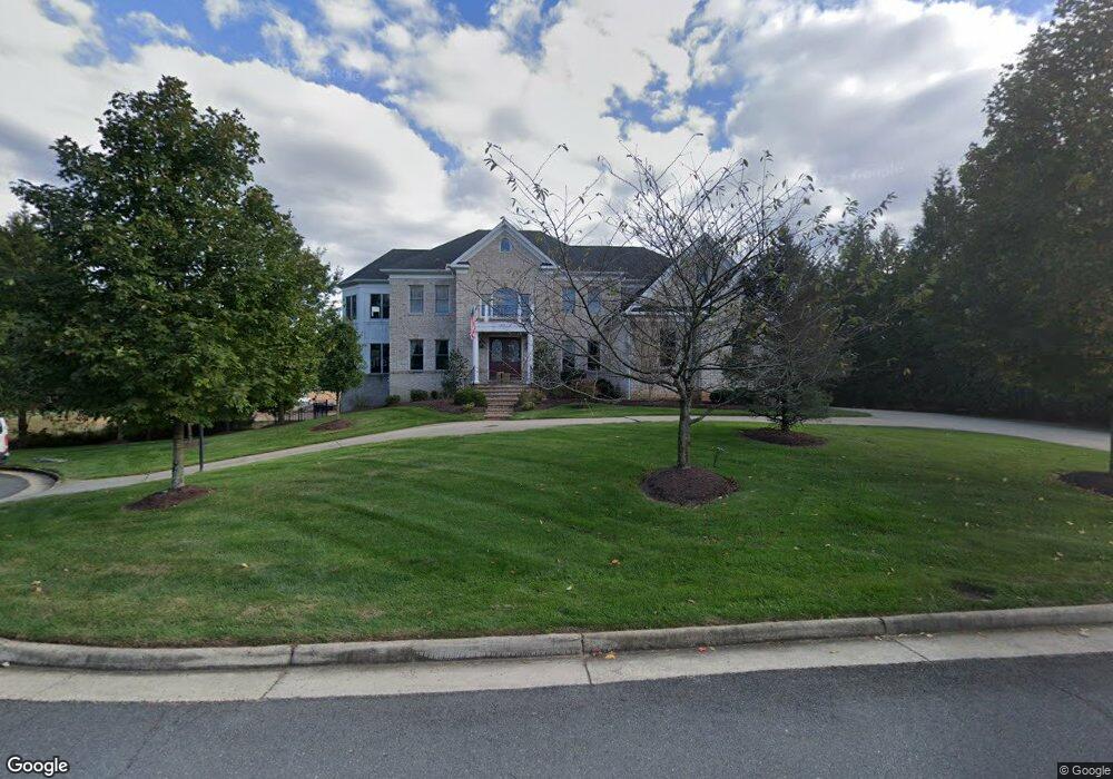 12961 Golden Meadow Ct, Fairfax, VA 22033 - photo 1