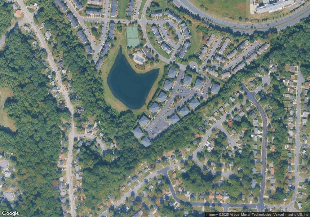 14162 Cuddy Loop unit 101, Woodbridge, VA 22193 - photo 1