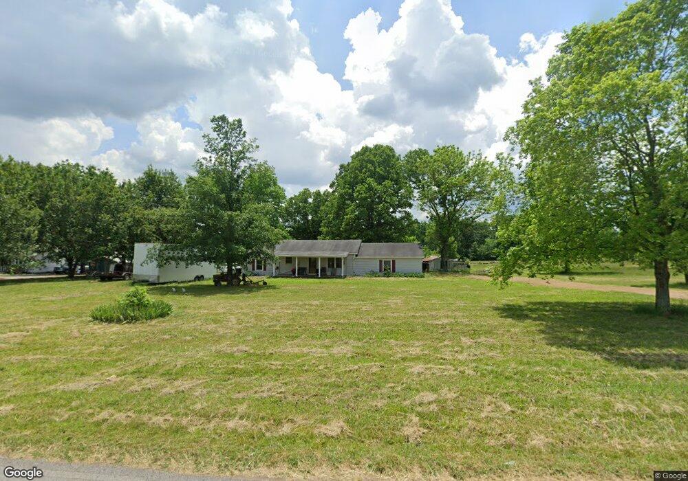 3303 Sims Rd, Shelbyville, TN 37160 - photo 1