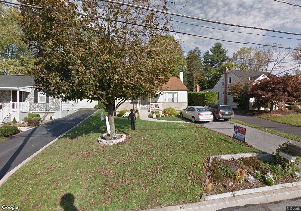 819 Elm St, Laureldale, PA 19605 - photo 1