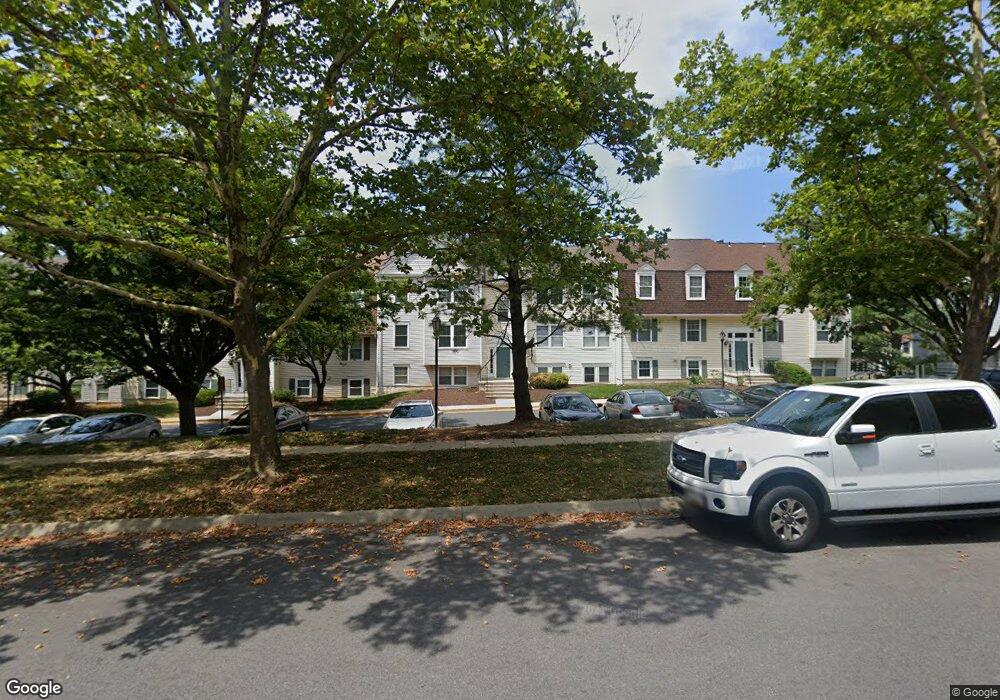 37 Pickering Ct unit 201, Germantown, MD 20874 - photo 1