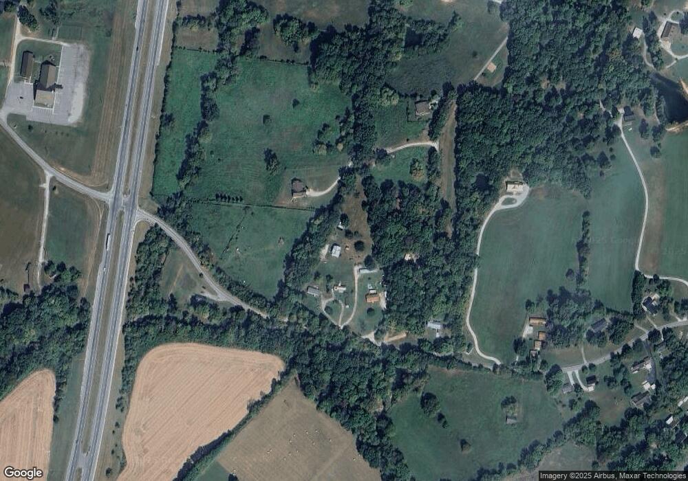 127 E Netherland Rd, Cookeville, TN 38506 - photo 1