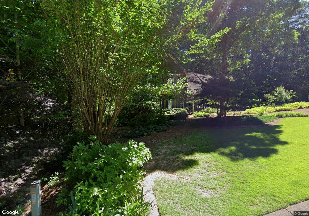 1952 River Forest Dr, Marietta, GA 30068 - photo 1