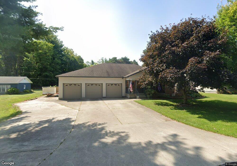 4085 Aletha Ln, Port Huron, MI 48060 - photo 1