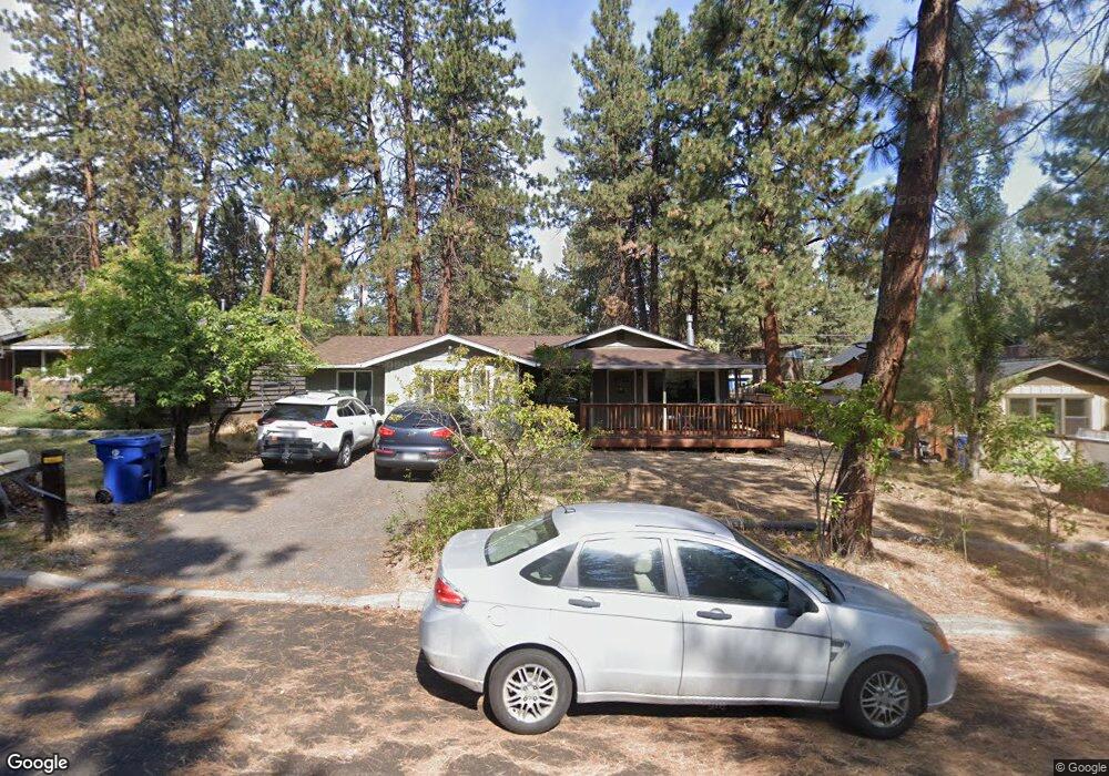 1570 NW Hartford Ave, Bend, OR 97701 - photo 1