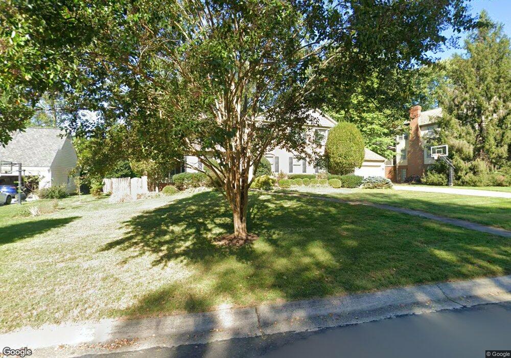 8308 River Falls Dr, Potomac, MD 20854 - photo 1