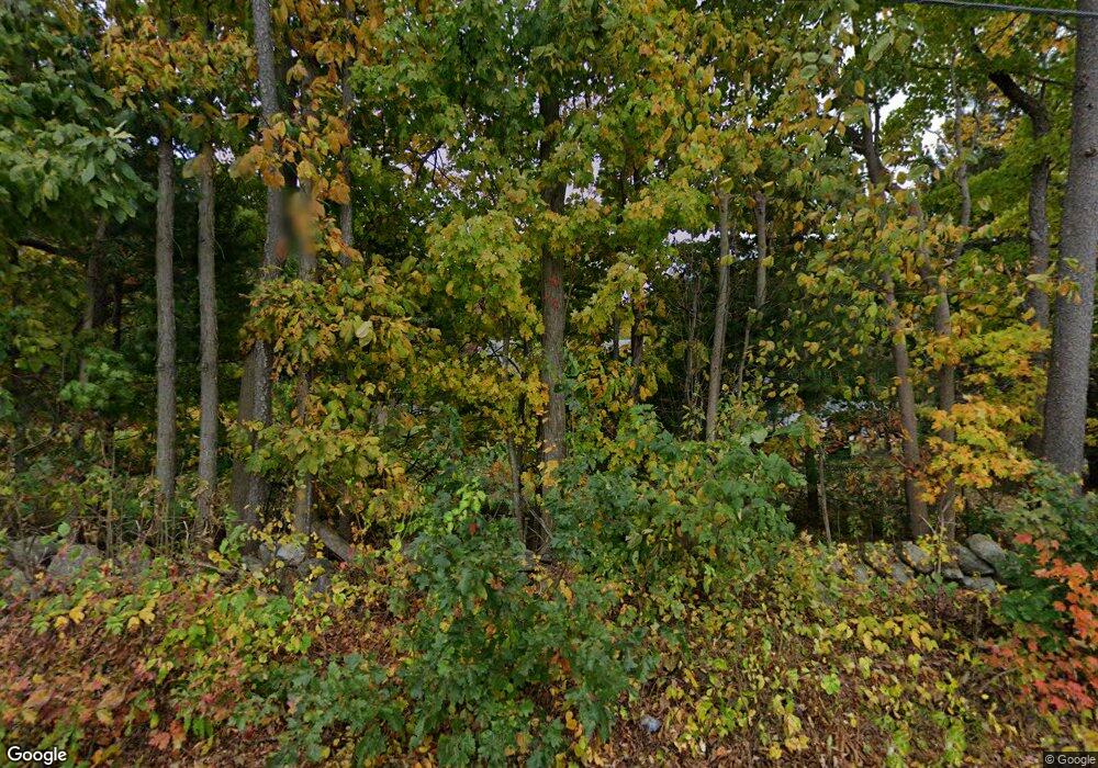 11 Merrimac Rd, Newton, NH 03858 - photo 1