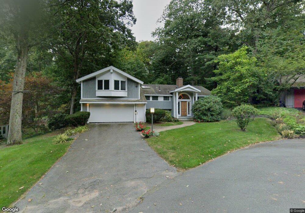 62 Newcomb Rd, Stoneham, MA 02180 - photo 1