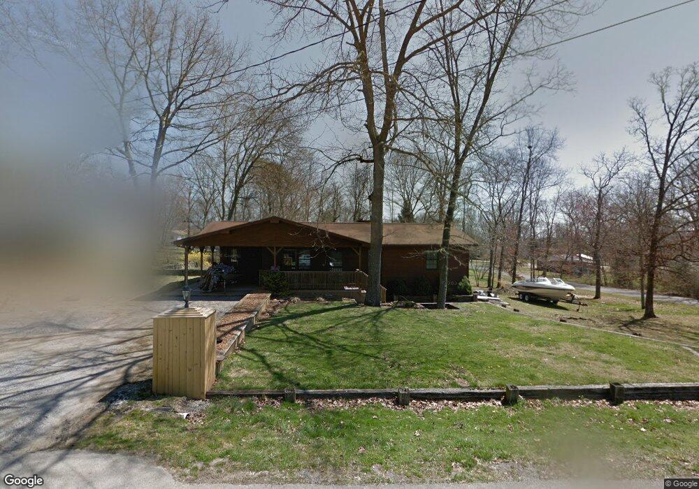 661 Dillon St, Crossville, TN 38555 - photo 1