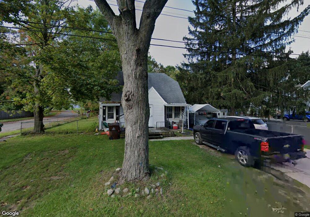 5952 Selfridge Blvd, Lansing, MI 48911 - photo 1