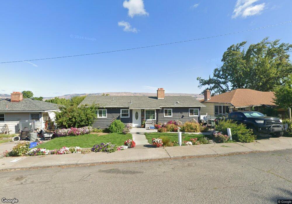 1711 E 15th St, the Dalles, OR 97058 - photo 1