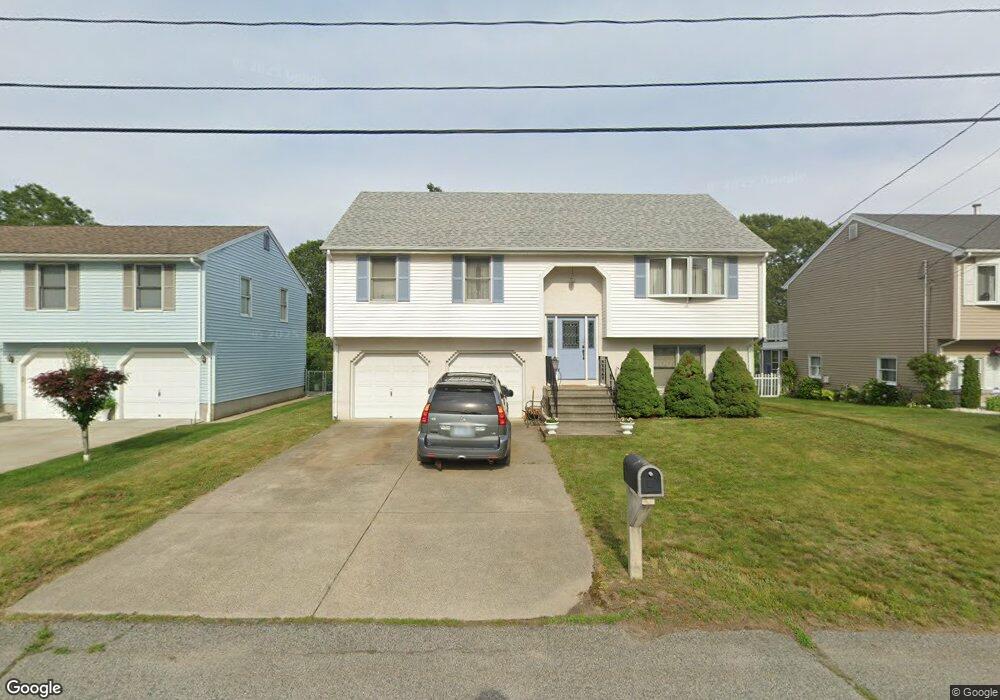 19 Curran Rd, Cumberland, RI 02864 - photo 1