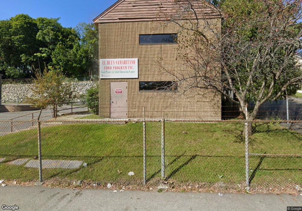 39 Piedmont St, Worcester, MA 01610 - photo 1