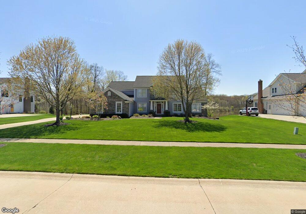 915 Sweet Grass Cir, Aurora, OH 44202 - photo 1