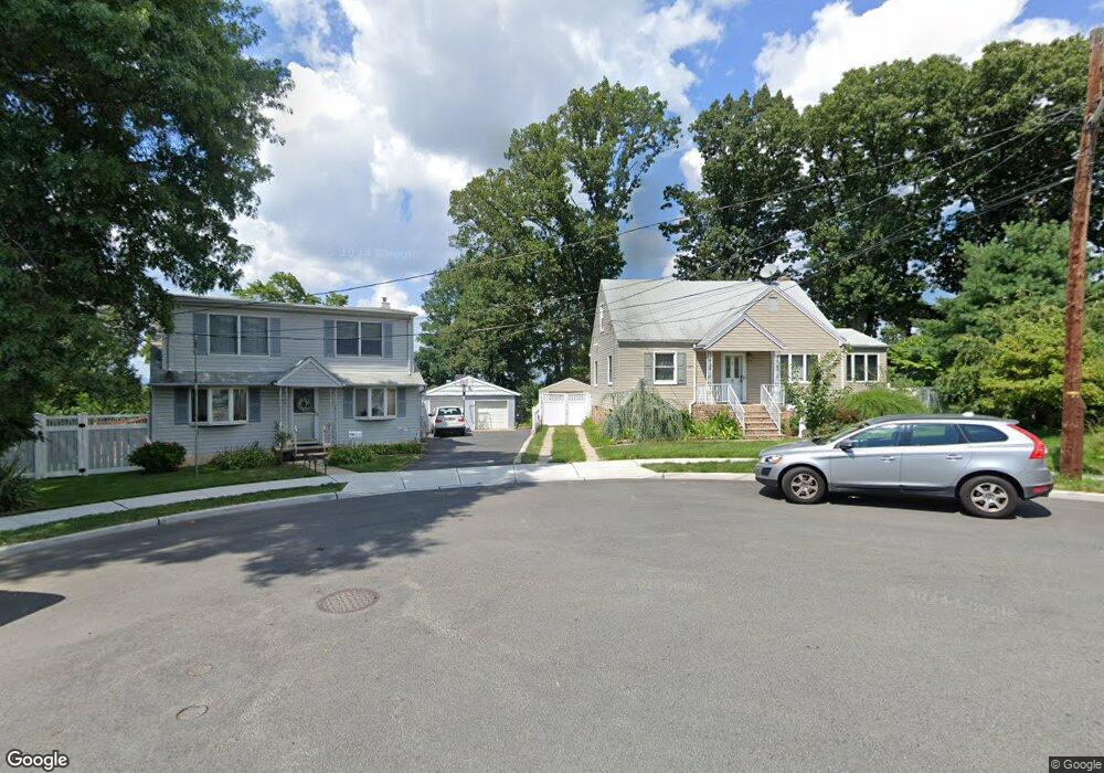 8 Swan Ct, East Rutherford, NJ 07073 - photo 1