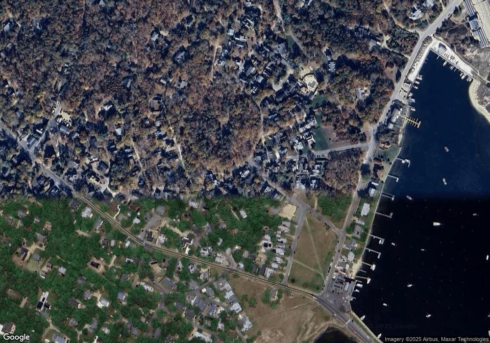 26 Wayland Ave, Oak Bluffs, MA 02557 - photo 1