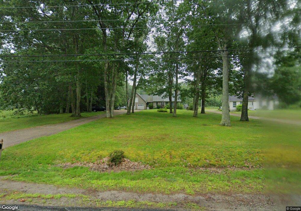 19 Edgecomb Rd, Lisbon Falls, ME 04252 - photo 1