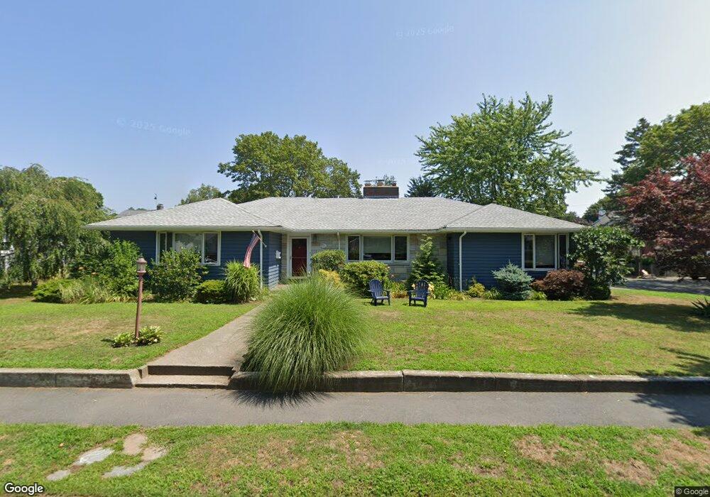 18 Ralph Rd, Marblehead, MA 01945 - photo 1