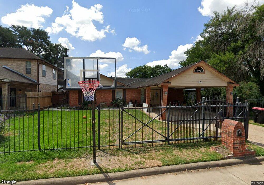 1003 Crestbrook Dr, Houston, TX 77038 - photo 1