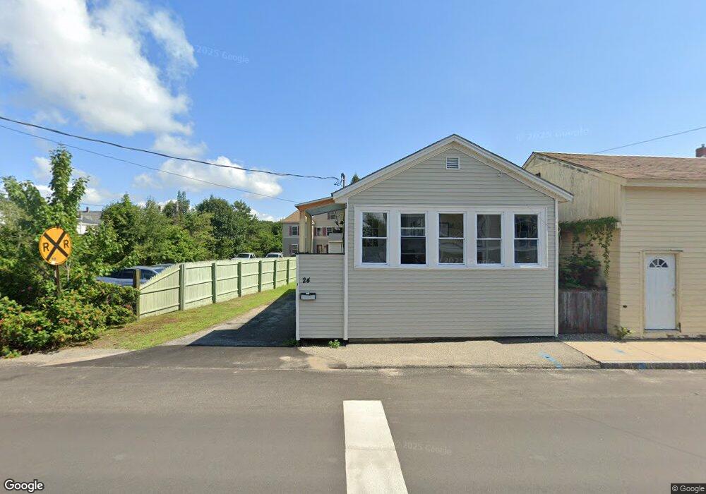24 Ocean Ave, Old Orchard Beach, ME 04064 - photo 1