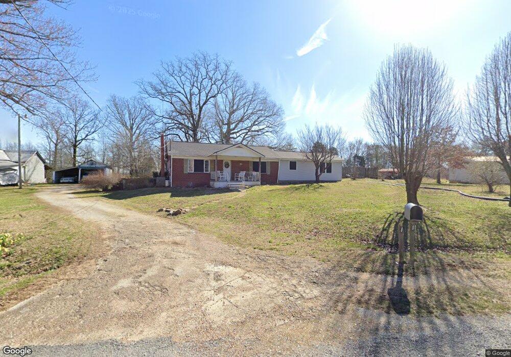 373 Horseshoe Bend Rd, Linden, TN 37096 - photo 1