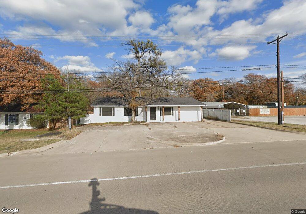 1025 Southeast Pkwy unit Lease, Azle, TX 76020 - photo 1