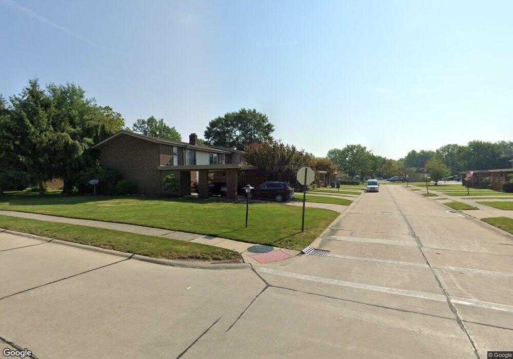 26616 N Park Blvd unit 26616, Olmsted Falls, OH 44138 - photo 1